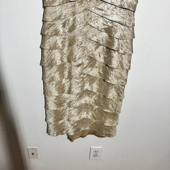 Cache Dress Women 8 Gold Metallic Ruffle Tiered Bodycon Vintage Y2K Cocktail - Picture 11 of 11